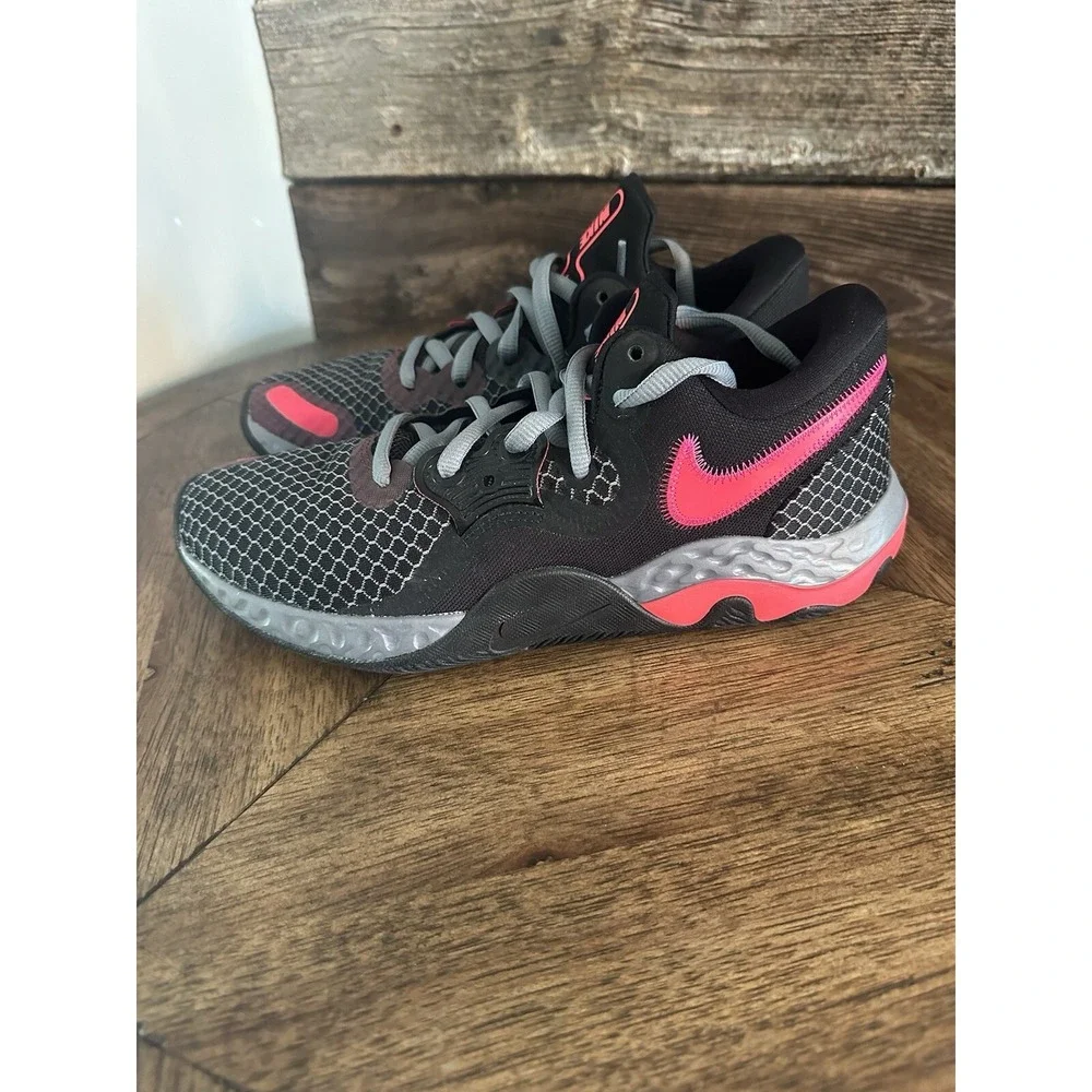 Size 10- Nike Renew Elevate‎ 2 Blacks Pink. Running M, Training Shoes, Sneakers